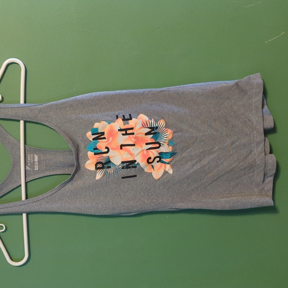 Tank top - Picture 2 of 4